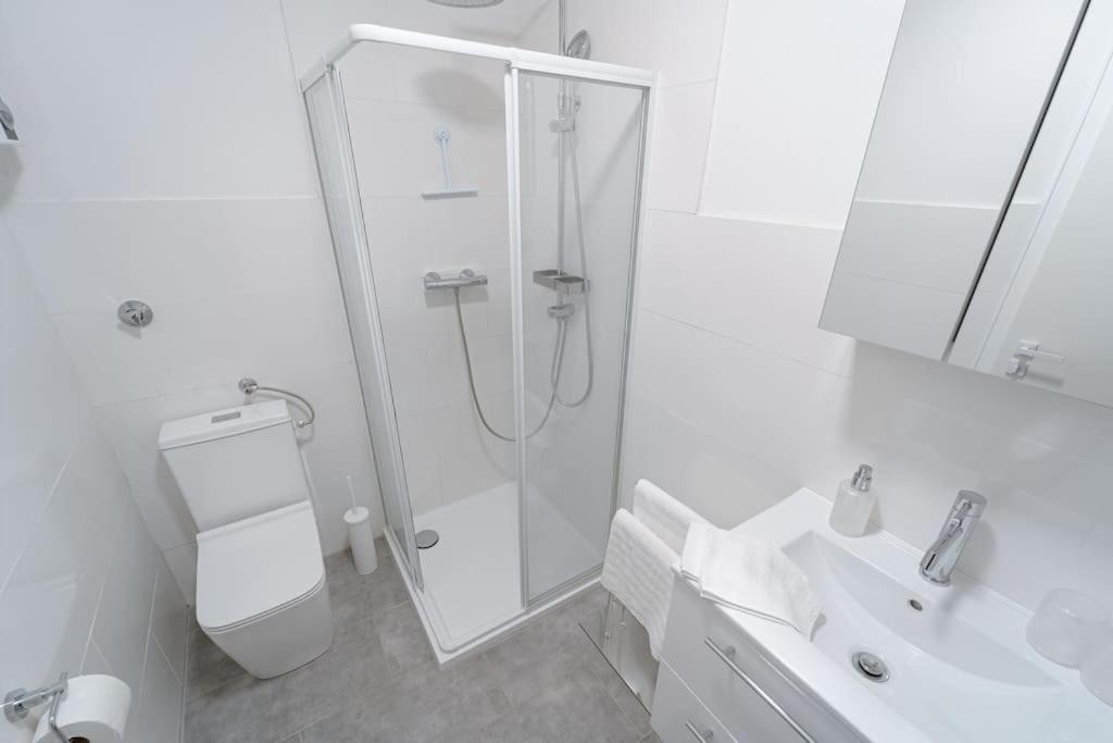 Zentral Gelegenes Appartment Haan Bagian luar foto